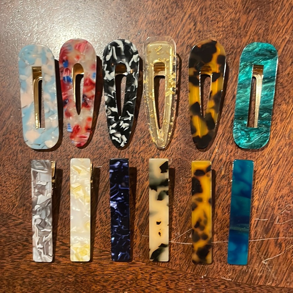 Lot of 12 Colorful Hair clips